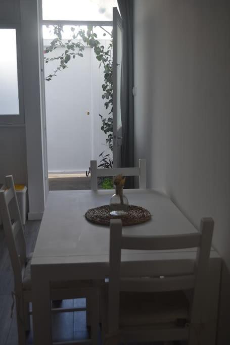 Midtown Pdl Apartment ปอนตาเดลกาดา ภายนอก รูปภาพ